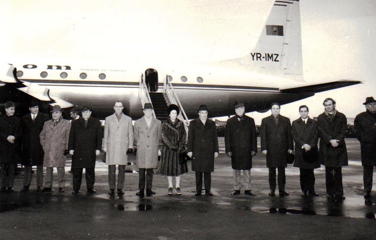 Întoarcerea în patrie a preşedintelui Consiliului de Stat al R.S.R., în urma vizitei oficiale de prietenie întreprinse în Irak.      (21.II.1974).