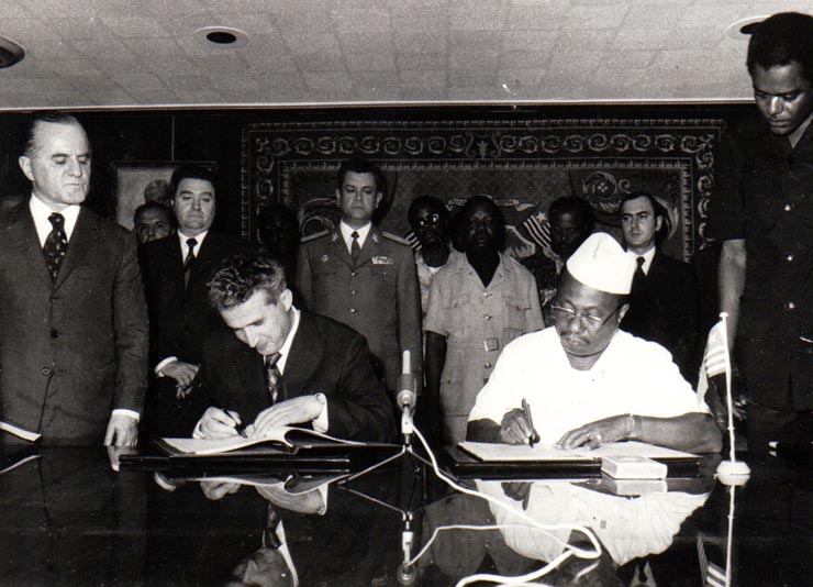 Vizita în Republica Liberia a lui Nicolae Ceauşescu – semnarea Declaraţiei Comune.      (5 martie 1974).