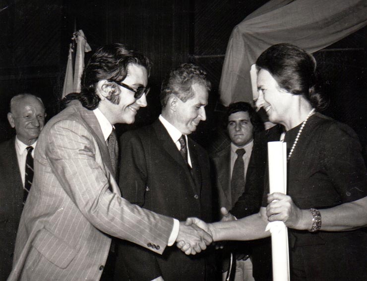 Vizita lui Nicolae Ceauşescu şi a Elenei Ceauşescu în Republica Argentina – solemnitatea acordării Elenei Ceauşescu a titlului de Doctor Honoris Causa.(7 martie 1974).