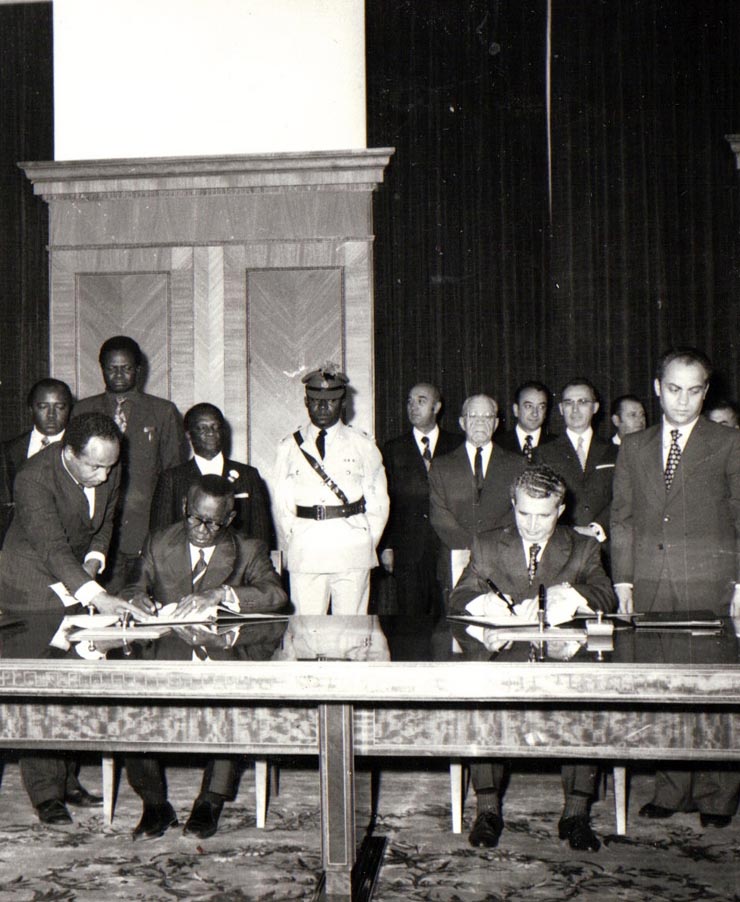 Aspecte din timpul vizitei oficiale de prietenie în România a preşedintelui Republicii Siera Leone, dr. Siaka Probin Stevens.        (19-24 iulie 1974).