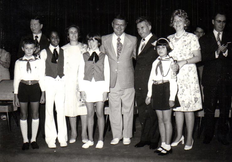 Aspecte de la primirea de către Nicolae Ceauşescu împreună cu Elena Ceauşescu a grupului de elevi şi studenţi americani care ne-au vizitat ţara în cadrul programului „Ambasadorii prieteniei”.      (27 iulie 1974).