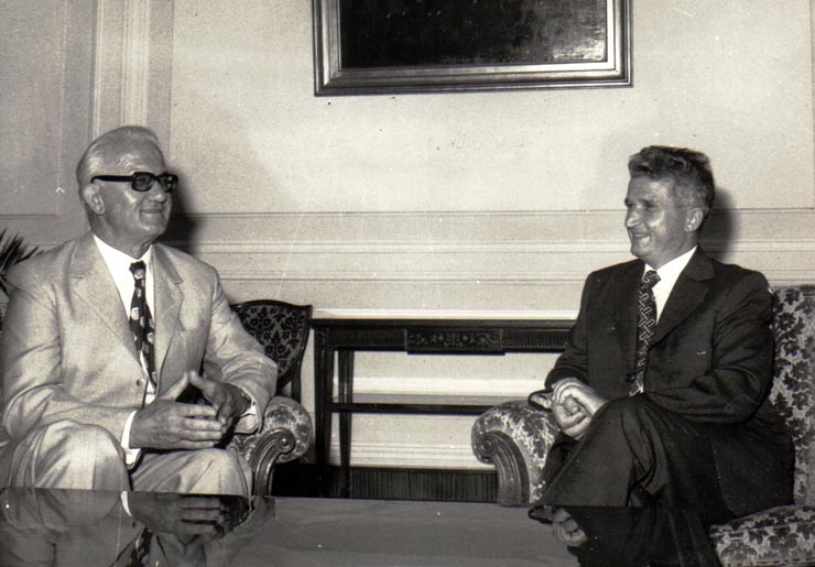 Primirea şefului delegaţiei iugoslave care a participat la festivităţile organizate cu prilejul aniversării a trei decenii de la eliberarea României de sub dominaţia fascistă.(22 august 1974).