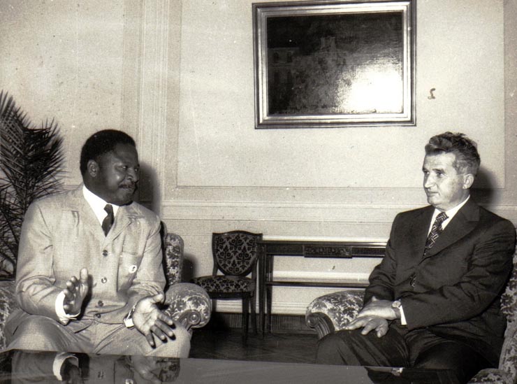 Primirea delegaţiei zambiene care a participat la festivităţile aniversării a 30 de ani de la eliberarea României de sub dominaţia fascistă.   (27 august 1974).