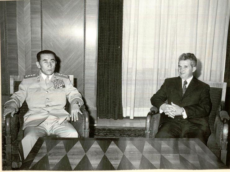 Nicolae Ceauşescu la primirea delegaţiei militare a P.P.D. Coreene, condusă de generalul de armată O. Gin U.(10.X.1977)