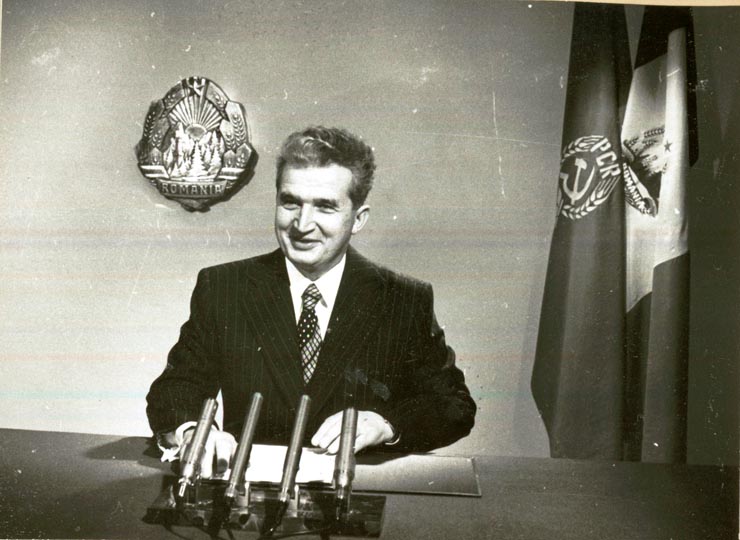 Mesajul de Anul Nou adresat întregului popor la posturile de radio şi televiziune de Nicolae Ceauşescu.(1.I.1978)