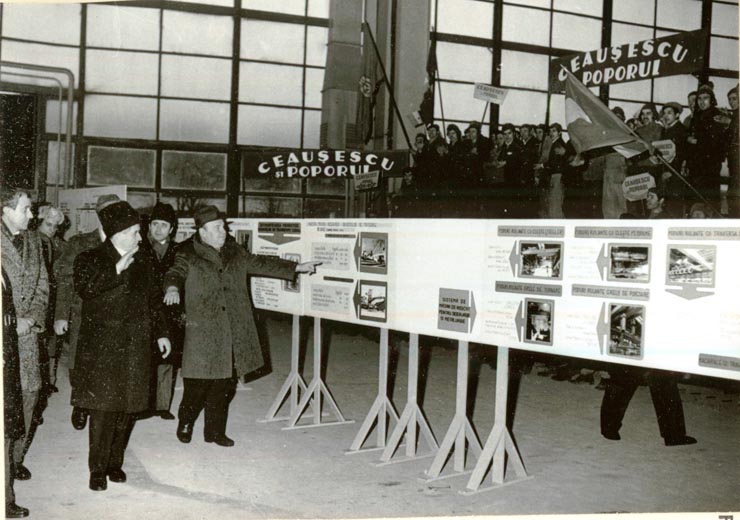 Vizita de lucru a lui Nicolae Ceauşescu în judeţul Timiş. Vizitarea expoziţiei realizărilor economiei judeţului.(14.II.1978)