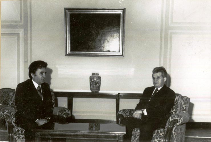 Primirea de către Nicolae Ceauşescu a şefului delegaţiei Partidului Republican al Poporului din Turcia, Mustafa Ustündag, secretar general al partidului care, la invitaţia C.C. al P.C.R., face o vizită în ţara noastră.(8.IV.1978)