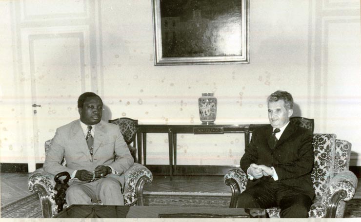 Nicolae Ceauşescu a primit pe col. Roger J.A. Felli, ministrul afacerilor externe al Republicii Ghana, care face o vizită oficială în ţara noastră.(21.IV.1978)