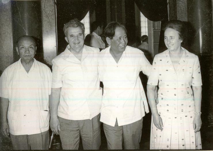 Vizita oficială a lui Nicolae Ceauşescu, secretar general al P.C.R., preşedintele Republicii, împreună cu Elena Ceauşescu, în R.S. Vietnam, în fruntea unei delegaţii de partid şi de stat a României, la invitaţia C.C. al P.C. din Vietnam şi a Guvernului acestei ţări.(23-26.V.1978)