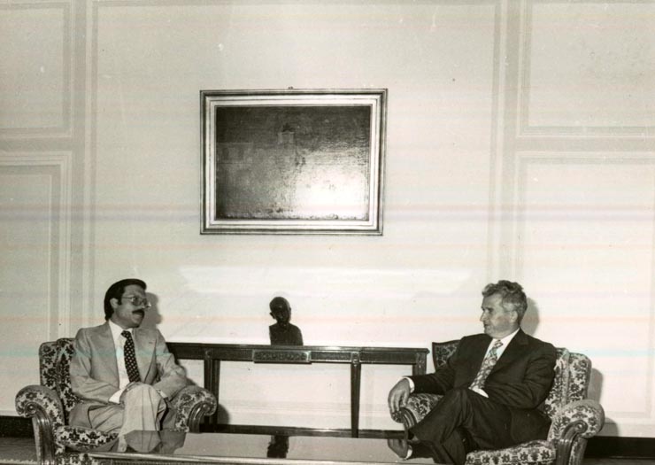 Secretarul general al P.C.R., Nicolae Ceauşescu, s-a întâlnit cu Eladio Garcia Castro, secretar general al Partidului Muncii din Spania, aflat la odihnă în ţara noastră, la invitaţia C.C. al P.C.R.(14.VIII.1978)