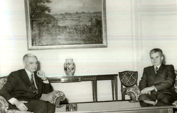 Preşedintele Nicolae Ceauşescu l-a primit pe primul ministru al Republicii Arabe Egipt, Mustafa Khalil, trimis special al preşedintelui Anwar El Sadat. La întrevedere au luat parte: Manea Mănescu – prim ministru al guvernului, Ştefan Andrei – ministrul afacerilor externe.(5.XI.1978)