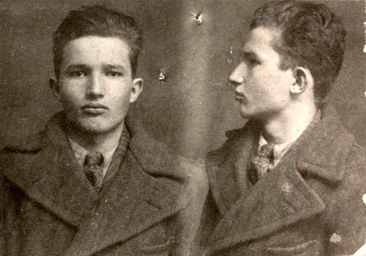 Nicolae Ceauşescu arestat de poliţia din Târgovişte. (1936)