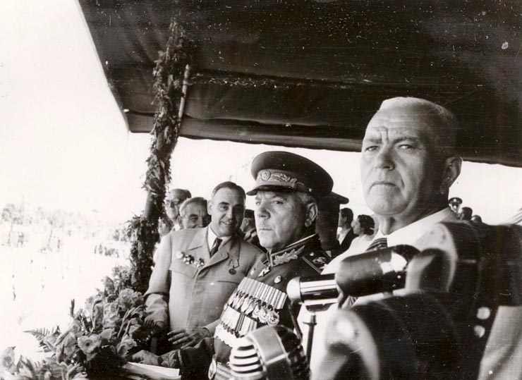 Gheorghe Gheorghiu –Dej, Petru Groza, K.E. Vorosilov, Vasile Luca, în tribuna oficială cu prilejul sărbătoririi zilei de 23 august 1951(Piaţa Aviatorilor). (23.08.1951).