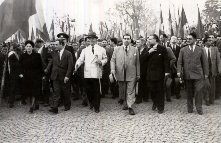 Plecarea de la mitingul din Gara Băneasa, care a avut loc cu prilejul înapoierii în ţară a delegaţiei române care a participat la Conferinţa Păcii de la Paris. Din delegaţie au făcut parte: Gh. Gheorghiu–Dej, Şt. Voitec, Gh. Tătărăscu, P. Groza, Fl. Bagdasar. (21.09.1946).