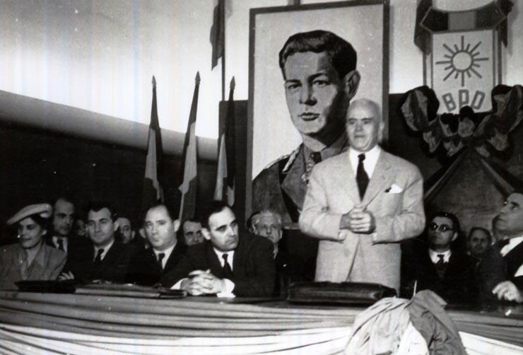 Prezidiul conferinţei pe ţară a candidaţilor B.P.D., care şi-a desfăşurat lucrările în sala „Dalles”, format din: Dej,  P. Groza, Th. Georgescu, Gh. Tătărăscu, L. Pătrăşcanu, Şt. Voitec, ş.a. (24.10.1946).
