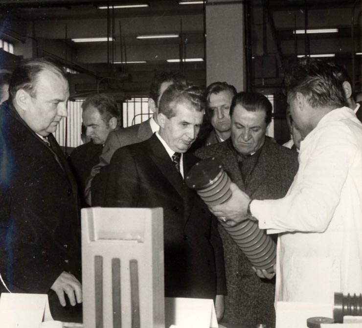 Vizita de lucru a lui Nicolae Ceauşescu şi a altor conducători de partid şi de stat la Institutul Central de Cercetări pentru Electronică, Automatică, maşini-Unelte şi Mecanică Fină. (18 martie 1976)