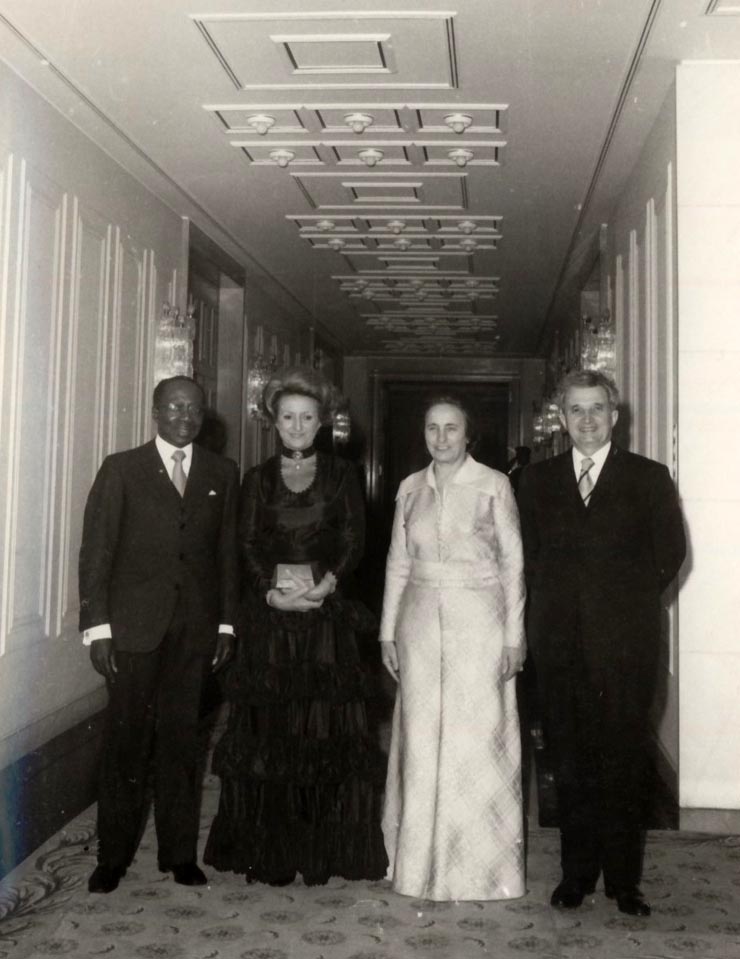 Vizita în România a preşedintelui Republicii Senegal, Lèopold Sèdar Senghor, împreună cu soţia, Colette Senghor. (20-25 aprilie 1976)