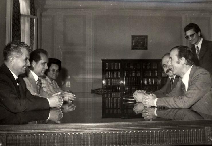 Primirea la Nicolae Ceauşescu a lui Haralambos Drakopoulos, secretar al C.C. al P.C. din Grecia (interior). (7 mai 1976)