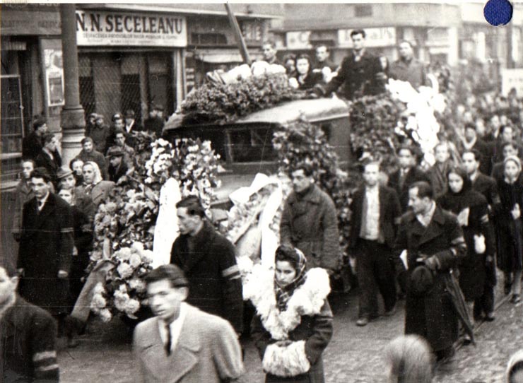 Înmormântarea de la Apărătorii Patriei