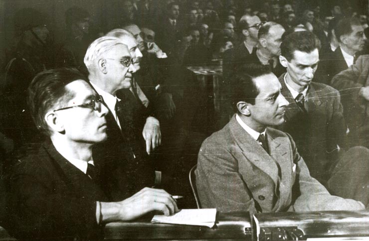 In primul rand V.R. Pogonianu si Styrcea