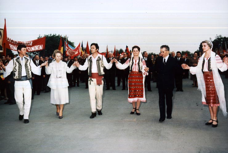 Activitati in tara 1986