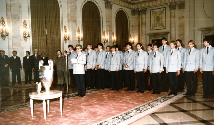 Activitati in tara 1986