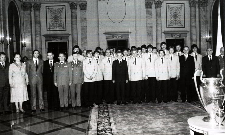 Activitati in tara 1986