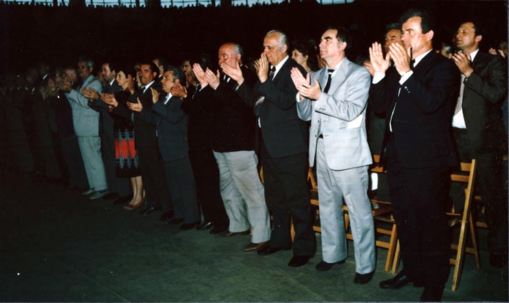 Activitati in tara 1986