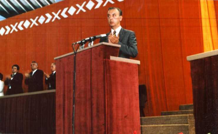 Activitati in tara 1986