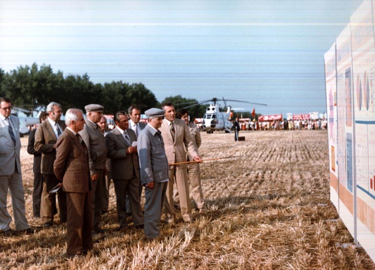 Activitati in tara 1986