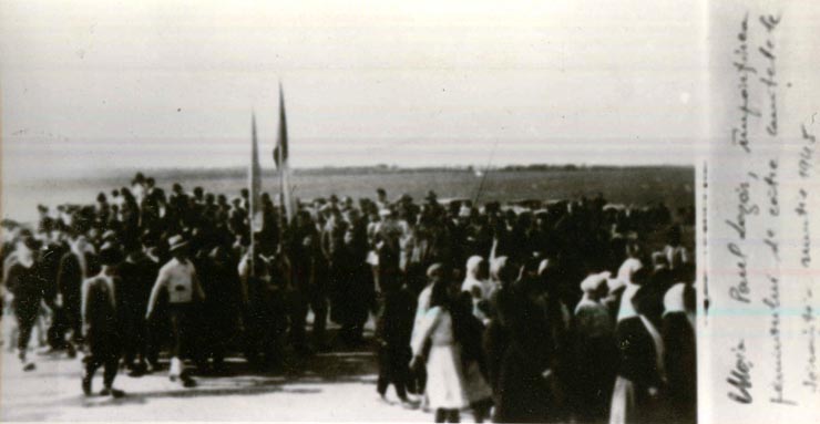 Împărţirea moşiei ”Paul Lazăr” de către comitetele ţărăneşti.(martie 1945)