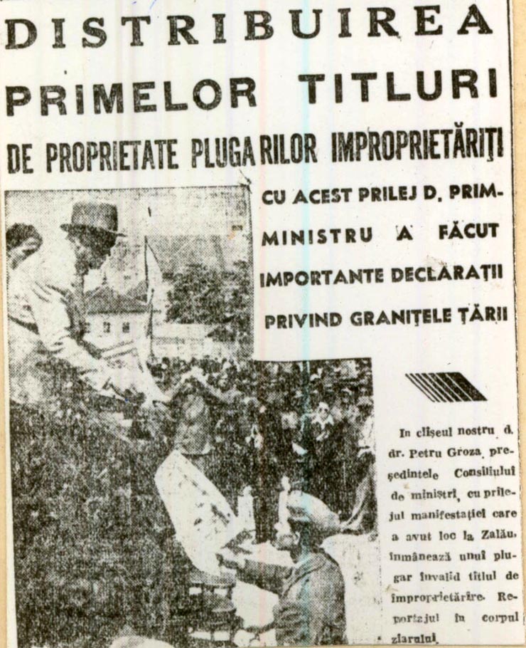 Distribuirea primelor titluri de proprietete, plugarilor împroprietăriţi prin reforma agrară din primăvara anului 1945.(9 mai 1946)