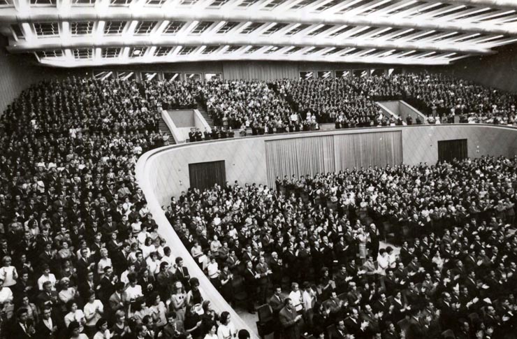 Aspect de la adunarea ce a avut loc la Sala Palatului cu prilejul deschiderii noului an de învăţământ superior (3 X 1966)