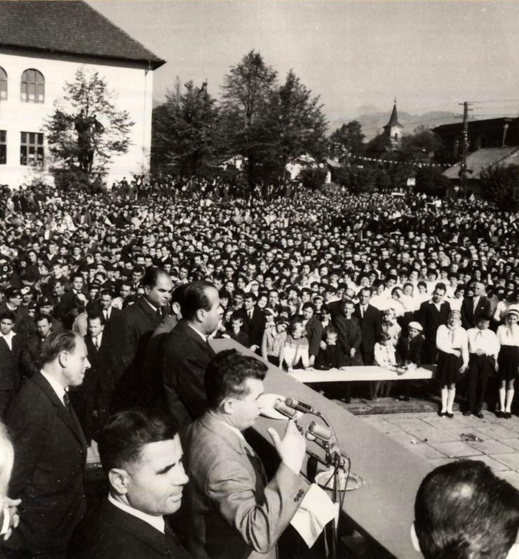 Vizita conducătorilor de partid şi de stat în regiunea Hunedoara (Petroşani) . (7-8 X 1966)