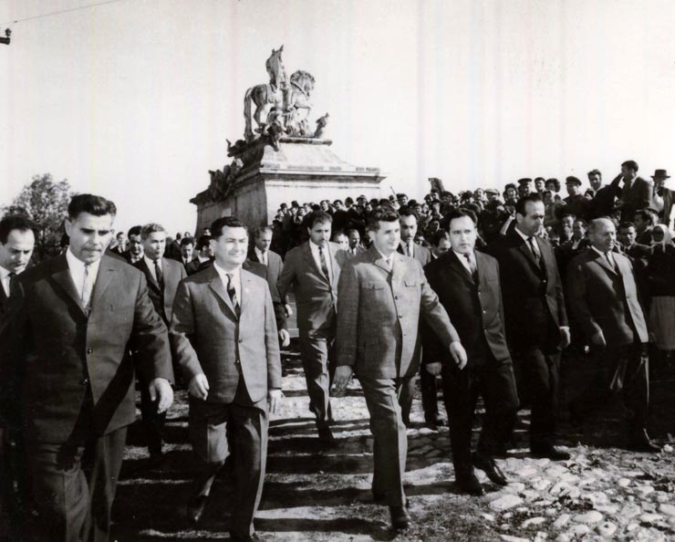 Vizita conducătorilor de partid şi de stat în regiunea Hunedoara (Alba Iulia) . (7-8 X 1966)
