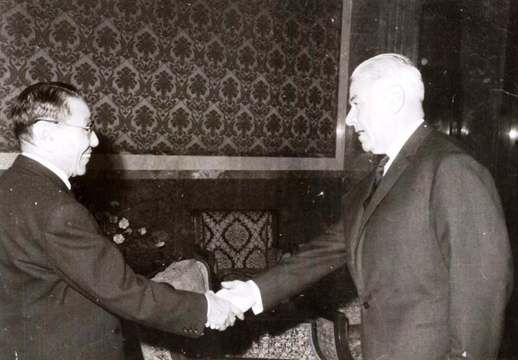 Ion Gheorghe Maurer l-a primit pe Shojiro Kawashima, trimisul special al primului ministru japonez. (10 X 1966)