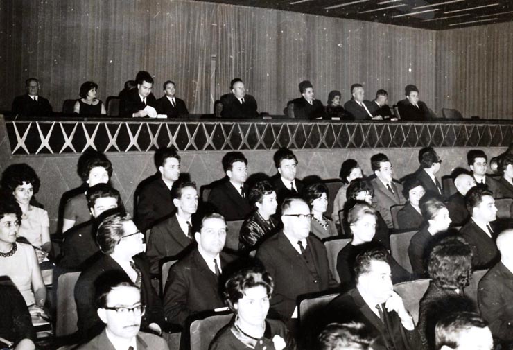 Aspect de la spectacolul festiv ce a avut loc la Sala Palatului cu ocazia constituirii Consiliului Naţional al Organizaţiei Pionierilor. (11 XI 1966)