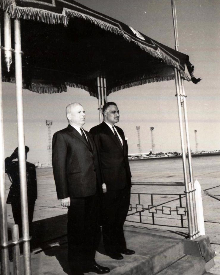 Aspect din timpul vizitei oficiale întreprinse de Chivu Stoica în Republica Arabă Unită. (20-25 XI 1966)