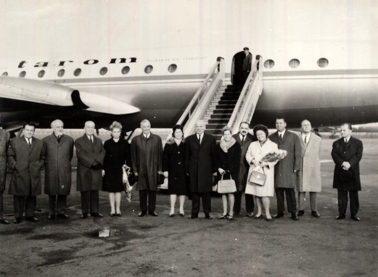 Înapoierea din vizita oficială întreprinsă în Republica Arabă Unită de către preşedintele Consiliului de Stat al Republicii Socialiste România, Chivu Stoica (25 XI 1966)