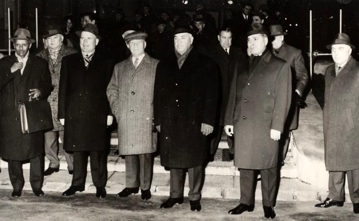 Membri ai conducerii de partid şi de stat pe aeroportul Băneasa, cu ocazia plecării lui Chivu Stoica în Etiopia, într-o vizită oficială. (5 XII 1966)