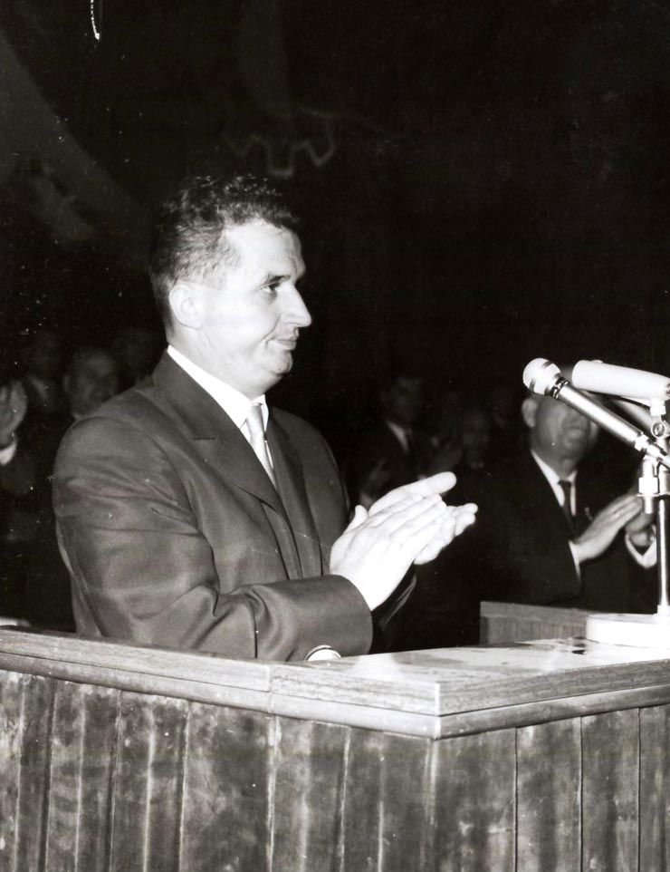 Aspect de la lucrările Consfătuirii pe ţară a constructorilor de maşini