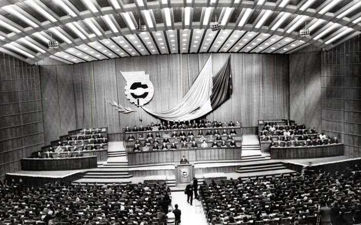 Aspect din timpul lucrărilor Congresului Sindicatelor