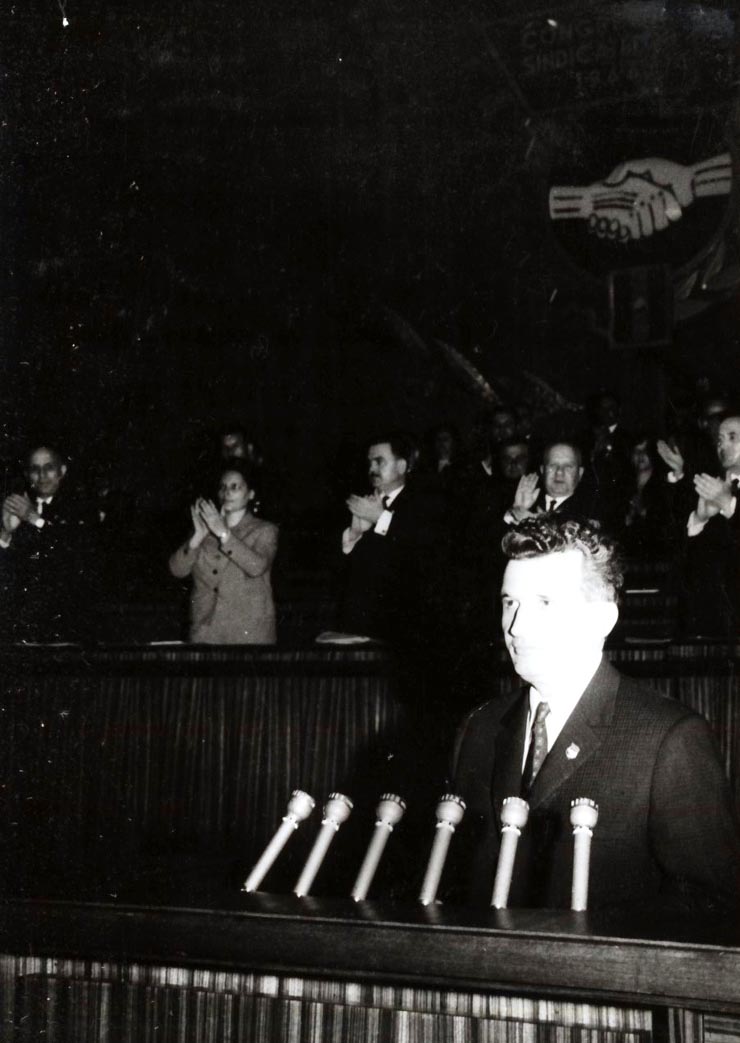 Aspect din timpul lucrărilor Congresului Sindicatelor