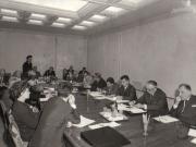 Aspect de la consfătuirea ce a avut loc la C.C. al P.C.R. cu cadrele medicale asupra problemelor privind creşterea natalităţii şi îmbunătăţirea măsurilor de ocrotire a mamei şi copilului