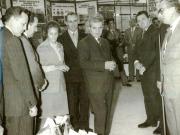 Preşedintele Nicolae Ceauşescu, împreună cu alţi conducători de partid şi de stat au vizitat Expoziţia de prezentare a soluţiilor care asigură reducerea în continuare a consumurilor materiale şi energice, organizată în pavilionul central al Complexului expoziţional din Piaţa Scânteii.(8.XII.1978)