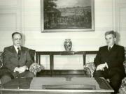 Preşedintele Nicolae Ceauşescu l-a primit pe Michael Blumenthal, ministrul finanţelor al S.U.A., care a făcut o vizită în ţara noastră la invitaţia guvernului român, ca trimis special al preşedintelui Statelor Unite ale Americii, Jimmy Carter.(9.XII.1978)