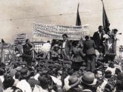 Fotografie: Manifestaţie pentru primirea Armatei Roşii în Bucureşti. Piaţa Naţiunii.