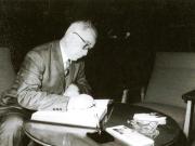 Aspect din timpul vizitei întreprinse la Muzeul de Istorie al Partidului Comunist, a Mişcării Revoluţionare şi Democratice din România de către Luigi Longo, secretar general al Partidului Comunist Italian(3 IV 1967)