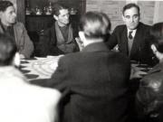 Gheorghe Gheorghiu-Dej, participă la o consfătuire cu activiştii de partid şi sindicali din Valea Jiului. Sunt de faţă şi reprezentanţi ai direcţiei (Petroşani) (1944 noiembrie 23).