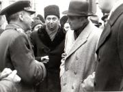 Gheorghe Gheorghiu-Dej atrage atenţia comandantului garnizoanei militare din Valea Jiului că se vor lua măsuri împotriva lui pentru că a maltratat pe muncitorii mineri (Petroşani) (1944 noiembrie 23).